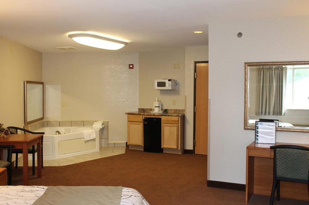 Edmore Inn Екстер'єр фото