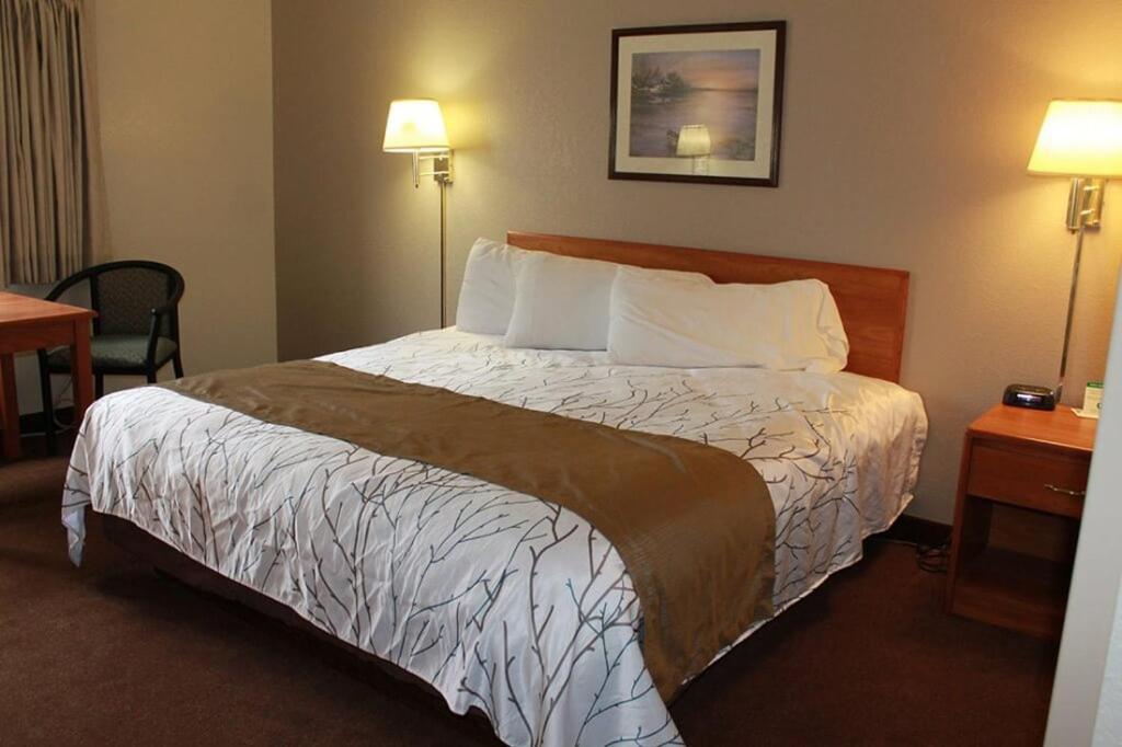 Edmore Inn Екстер'єр фото
