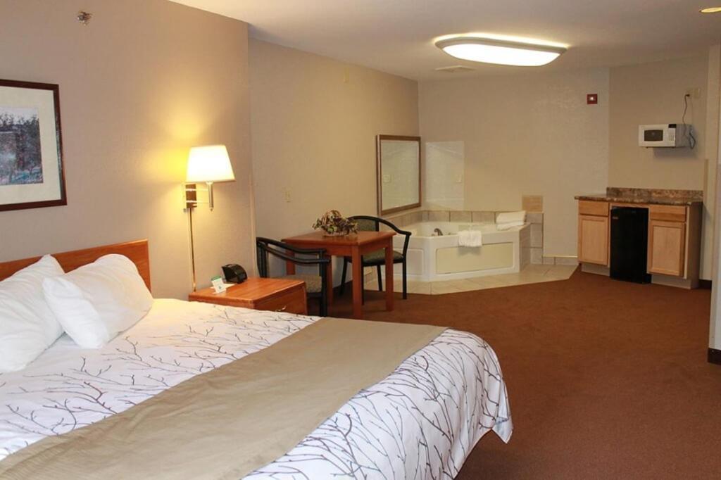 Edmore Inn Екстер'єр фото