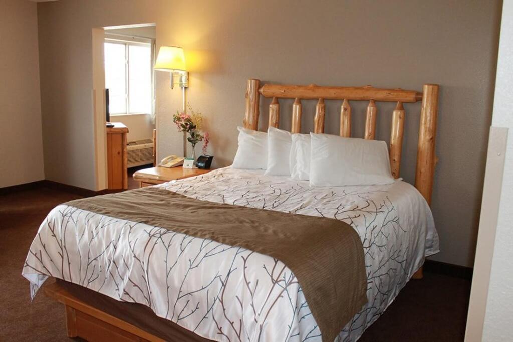 Edmore Inn Екстер'єр фото