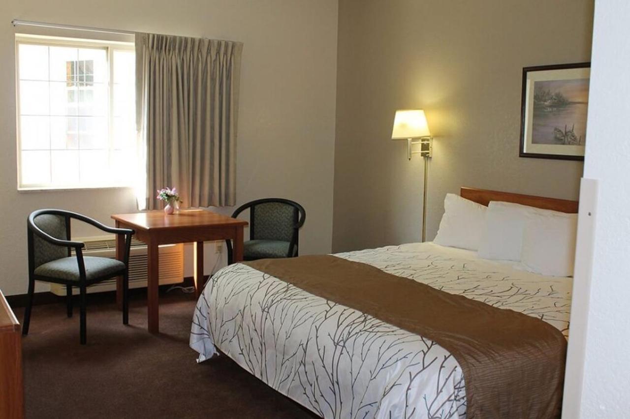 Edmore Inn Екстер'єр фото